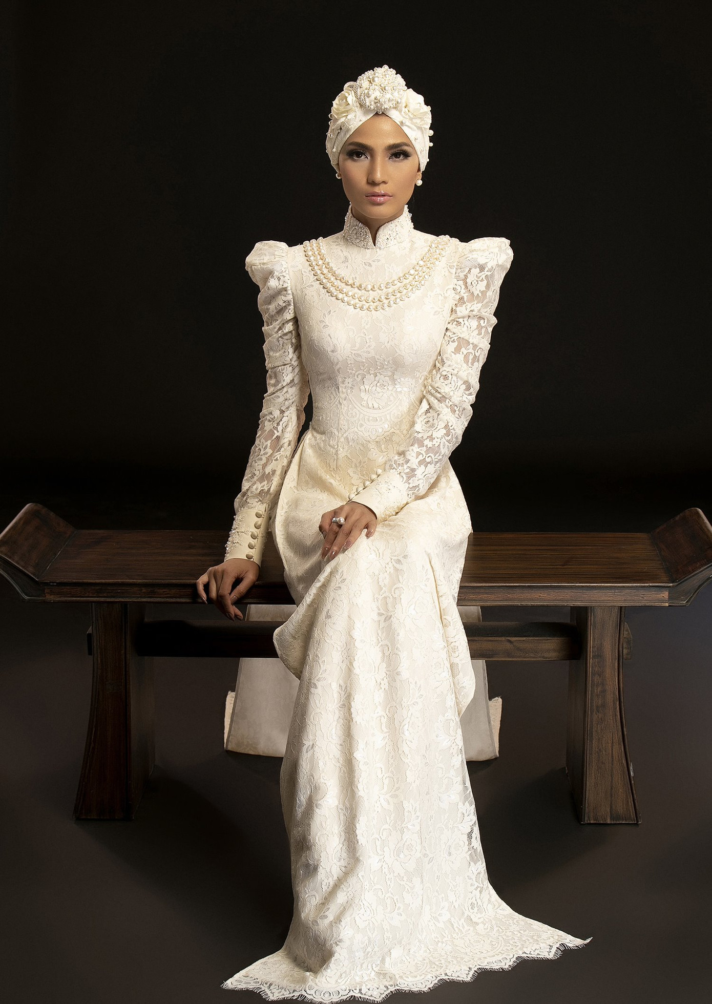 Á hậu Trương Thị May quấn khăn Turban, tiết lộ kế hoạch đóng phim điện ảnh ảnh 3