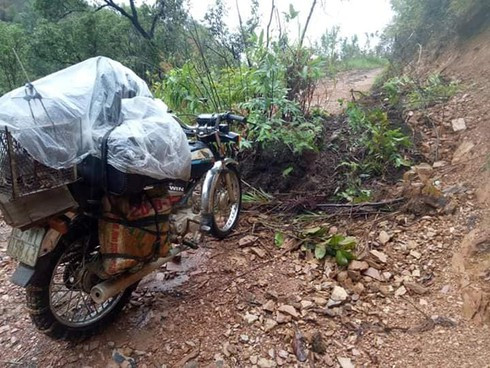 Hành trình gieo chữ giữa núi rừng của thầy cô giáo Điện Biên ảnh 1