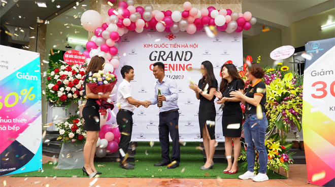 Khai trương showroom thiết bị vệ sinh, nhà bếp Kim Quốc Tiến ở Hà Nội ảnh 1