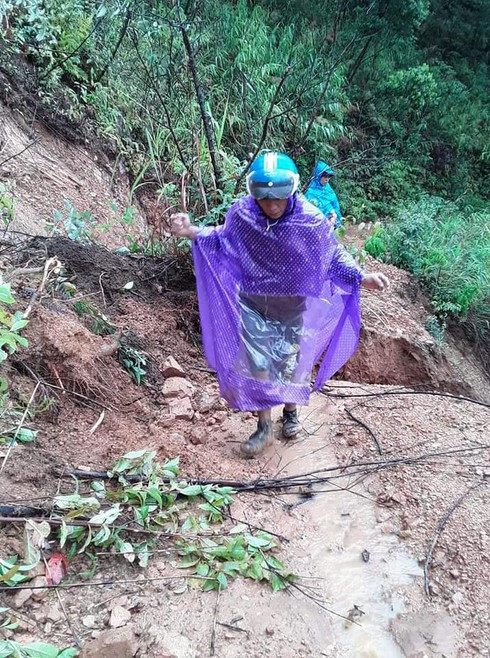 Hành trình gieo chữ giữa núi rừng của thầy cô giáo Điện Biên ảnh 2