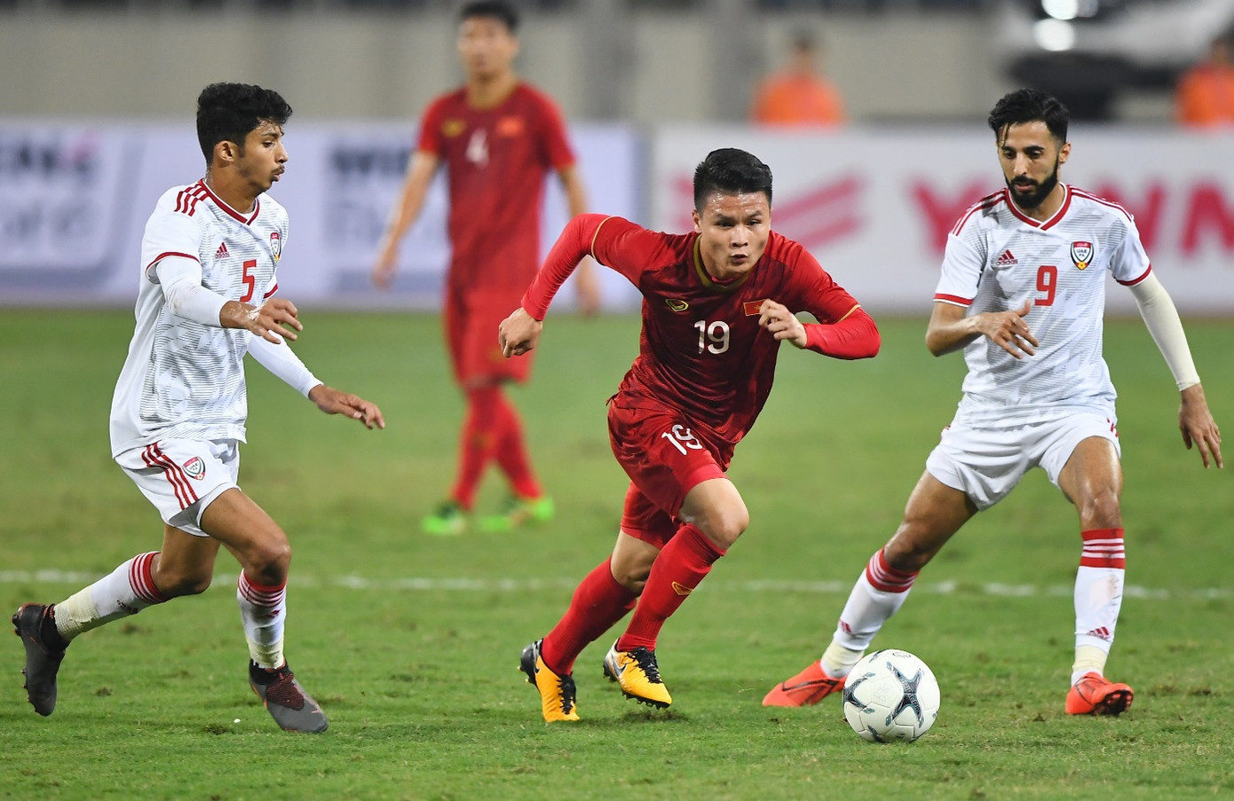 Nhìn từ chiến thắng UAE: Nền tảng thể lực – Bệ phóng cho đội tuyển Việt Nam bay cao ảnh 1