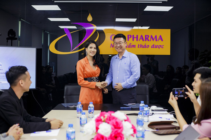 EvaCare và Dược Mỹ phẩm CVI ký kết hợp tác chiến lược năm 2020 ảnh 1