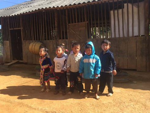 Hành trình gieo chữ giữa núi rừng của thầy cô giáo Điện Biên ảnh 13