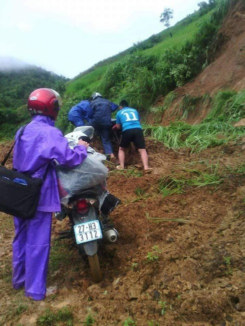 Hành trình gieo chữ giữa núi rừng của thầy cô giáo Điện Biên ảnh 7