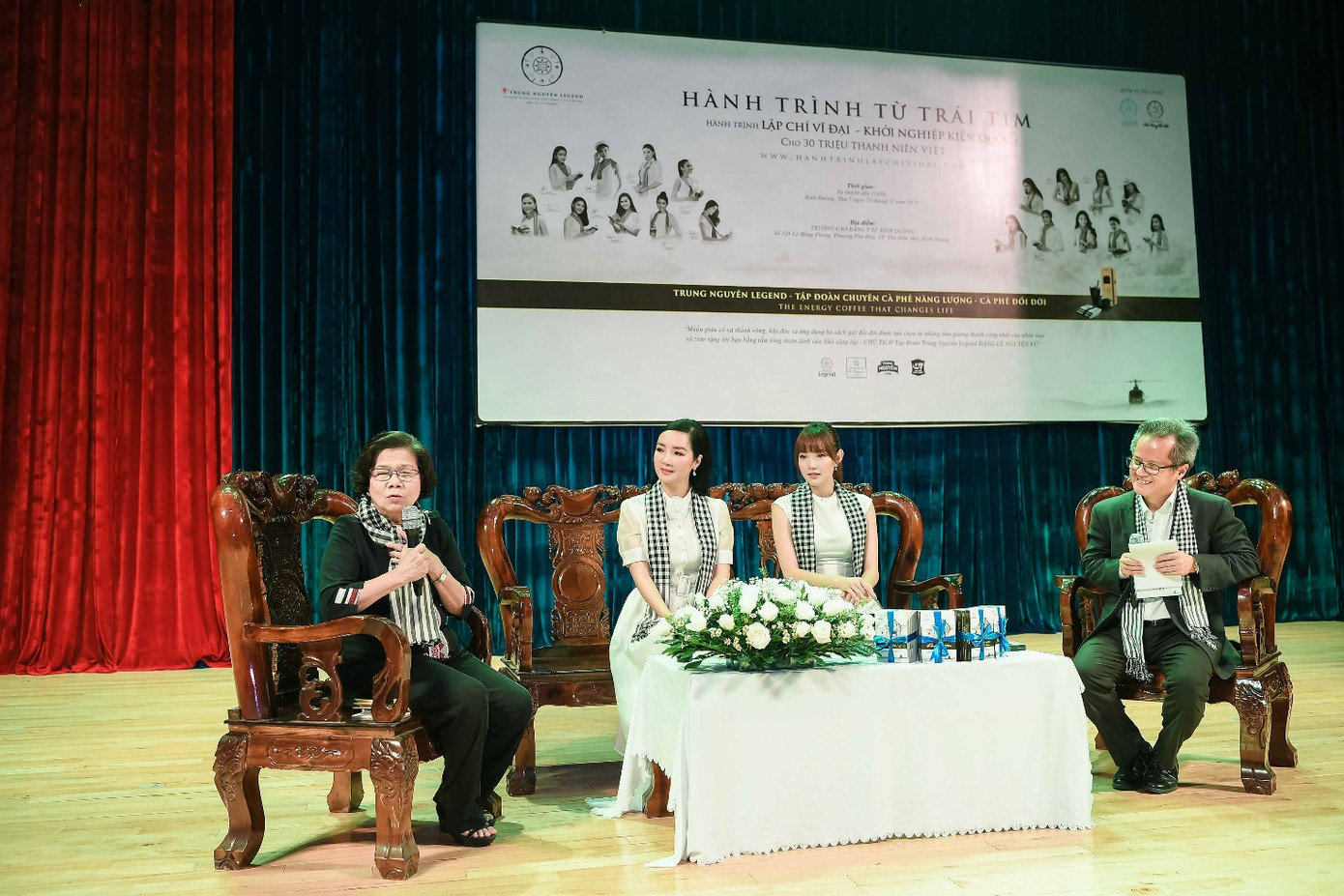 Hoa hậu Giáng My: Một dân tộc vĩ đại phải đề cao tri thức ảnh 3