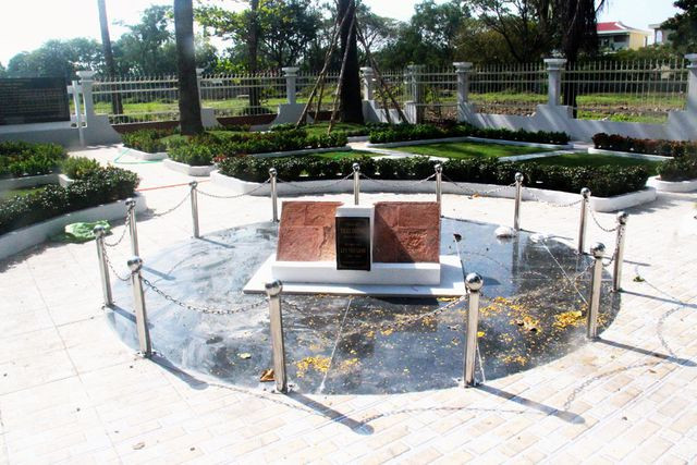 Đồng hồ trăm tuổi lạ nhất Việt Nam, bị 'bỏ quên' ở Bạc Liêu ảnh 1