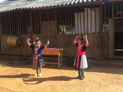 Hành trình gieo chữ giữa núi rừng của thầy cô giáo Điện Biên ảnh 12