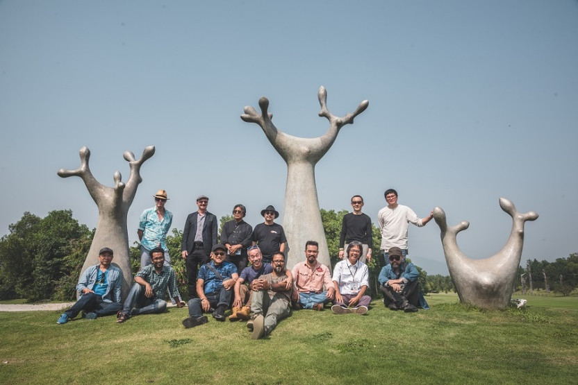 Đoàn nghệ sĩ châu Á ngỡ ngàng với Triển lãm nghệ thuật độc đáo tại Đại Lải ảnh 1