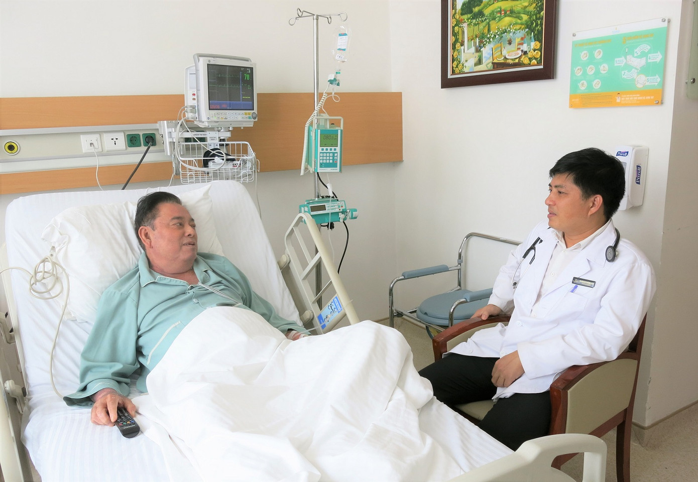 Cứu bệnh nhân nhồi máu cơ tim cấp khỏi 'cửa tử' trong thời gian ngắn kỷ lục ảnh 2