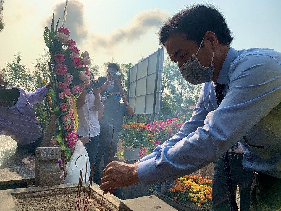 Dâng hương tưởng niệm 53 năm ngày đồng bào Sơn Mỹ bị thảm sát ảnh 2