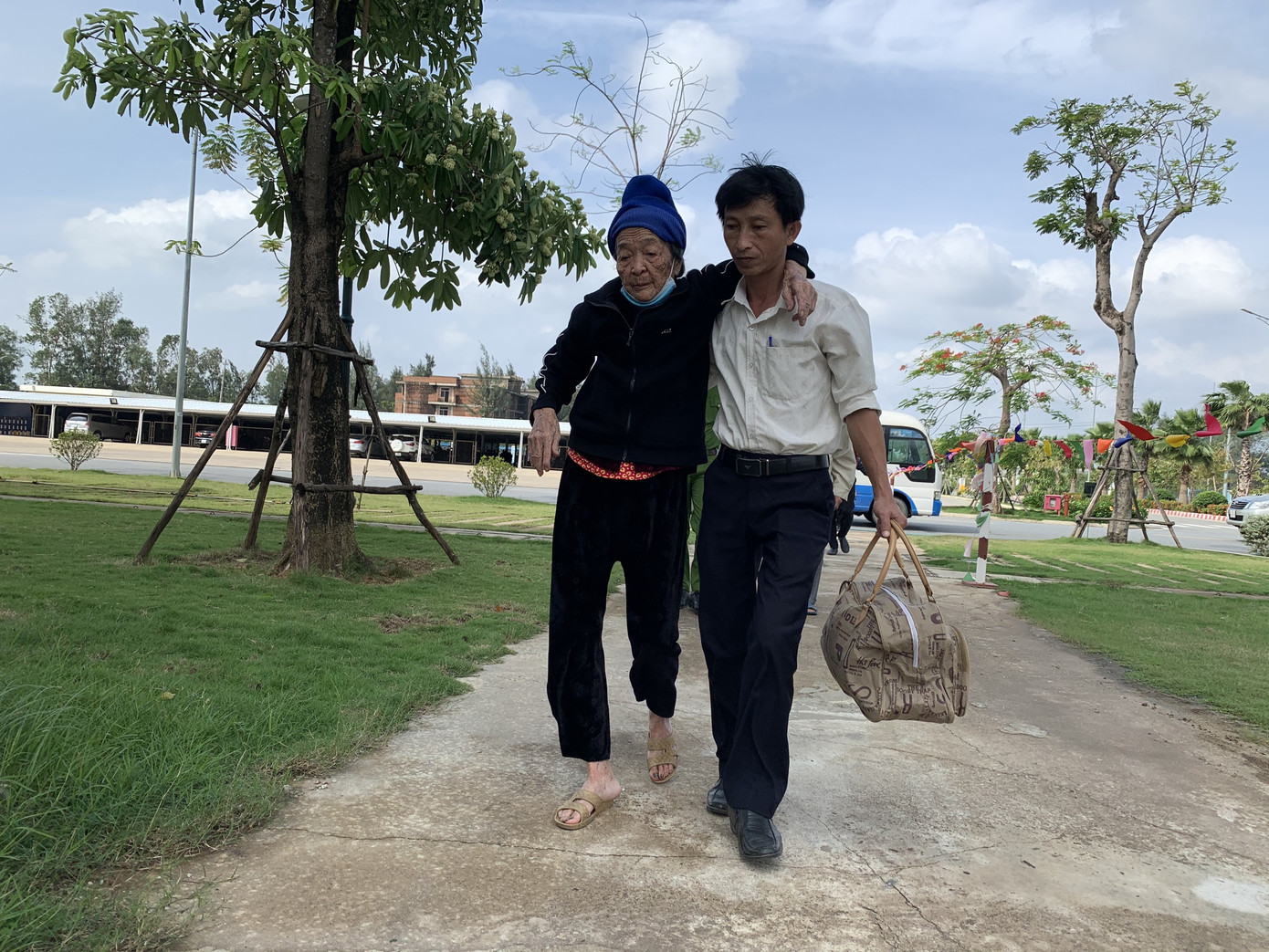 Bên trong nơi trú ẩn tránh bão có sức chứa 4.000 người ở Quảng Ngãi ảnh 7