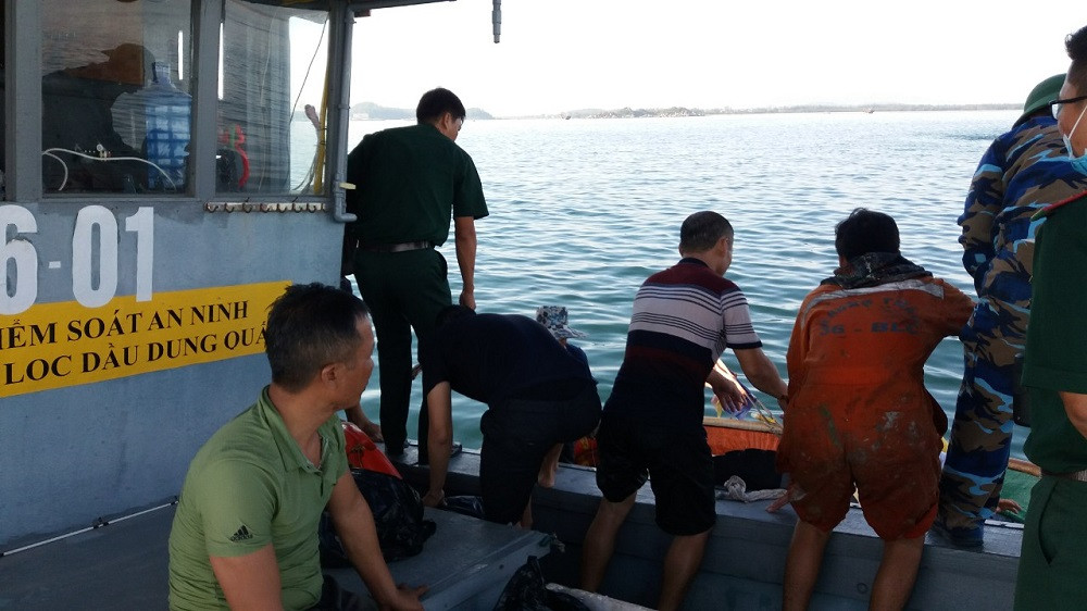 Cháy tàu chở dầu, một thuyền viên mất tích ảnh 2