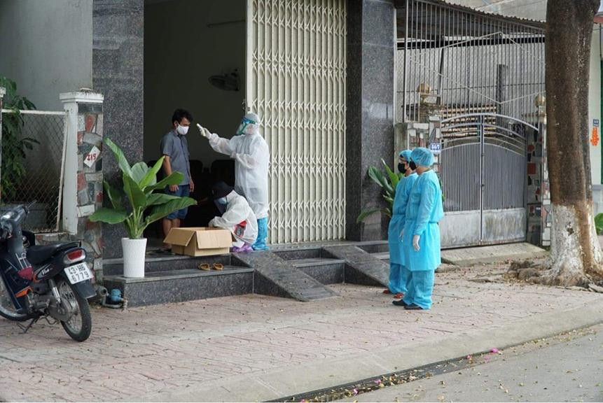 Bốn người trong một gia đình ở Quảng Ngãi dương tính với SARS-CoV-2 ảnh 1