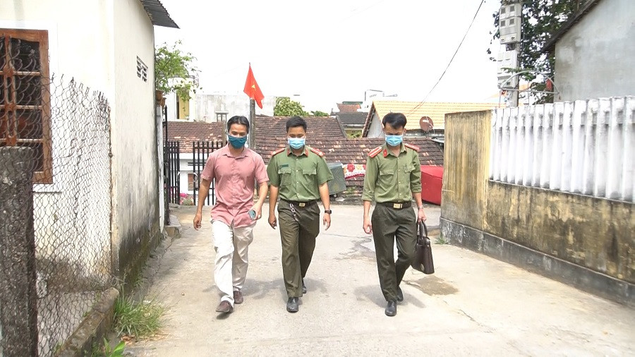 Quảng Ngãi dừng cấp phép khám chữa bệnh với 'thần y' Võ Hoàng Yên ảnh 1