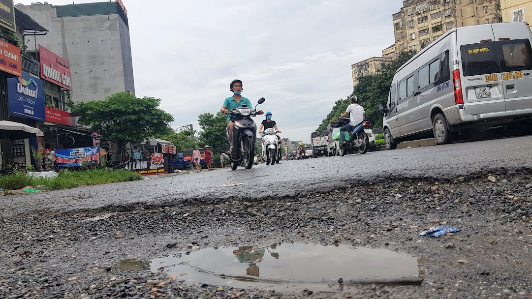 Giữa Thủ đô, đoạn đường nghìn tỷ chi chít 'ổ trâu, ổ gà” vì 18 năm làm chưa xong ảnh 21