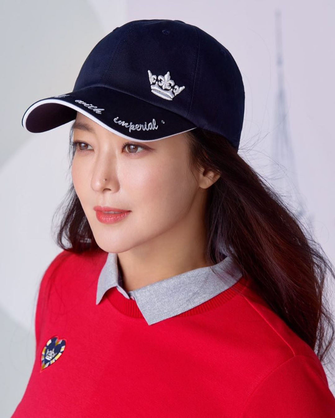 'Đệ nhất mỹ nhân Hàn' Kim Hee Sun ngoài tứ tuần trẻ đẹp khó tin ảnh 3