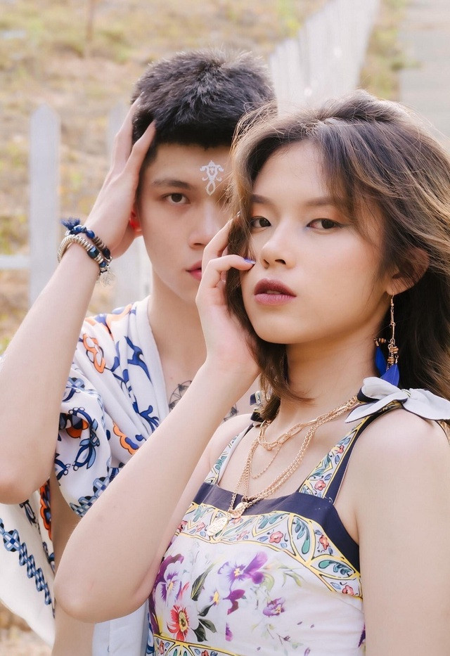 Đôi bạn thân khác giới 'cao kều' nổi bật như người mẫu ảnh 3