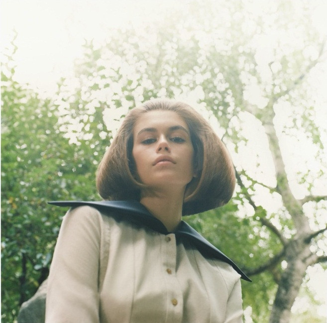 Con gái 19 tuổi của Cindy Crawford eo thon chân dài, xinh như nàng thơ ảnh 15