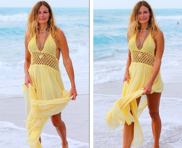 Cựu siêu mẫu Kelly Bensimon 52 tuổi thả dáng 'bốc lửa' trên biển ảnh 6