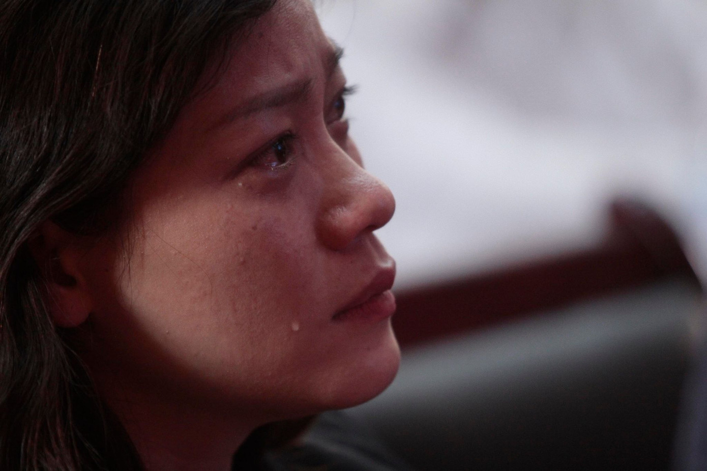 Không cầm được nước mắt xem phim về Thứ trưởng giáo dục Lê Hải An ảnh 17