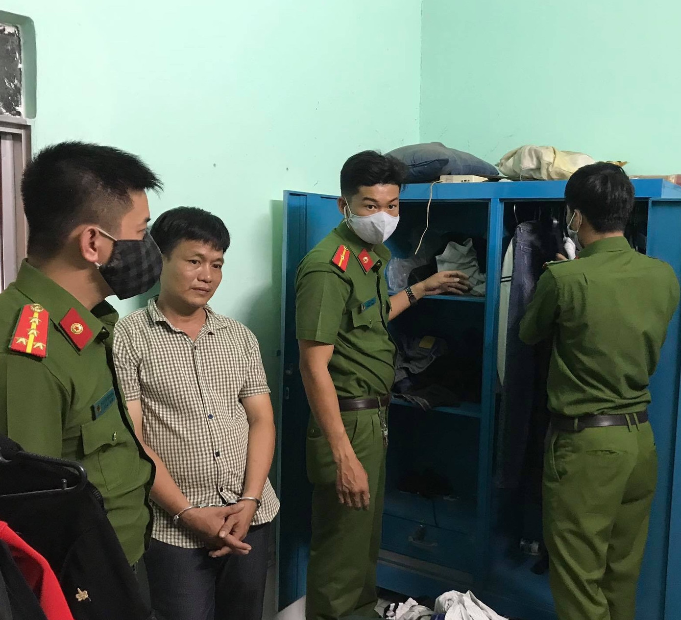 Quảng Ninh: Bắt giữ nghi phạm dùng dao uy hiếp cướp taxi ảnh 3