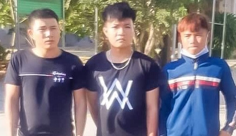 Bắt 3 đối tượng bắn bi sắt vỡ toang kính hàng loạt xe khách ảnh 1