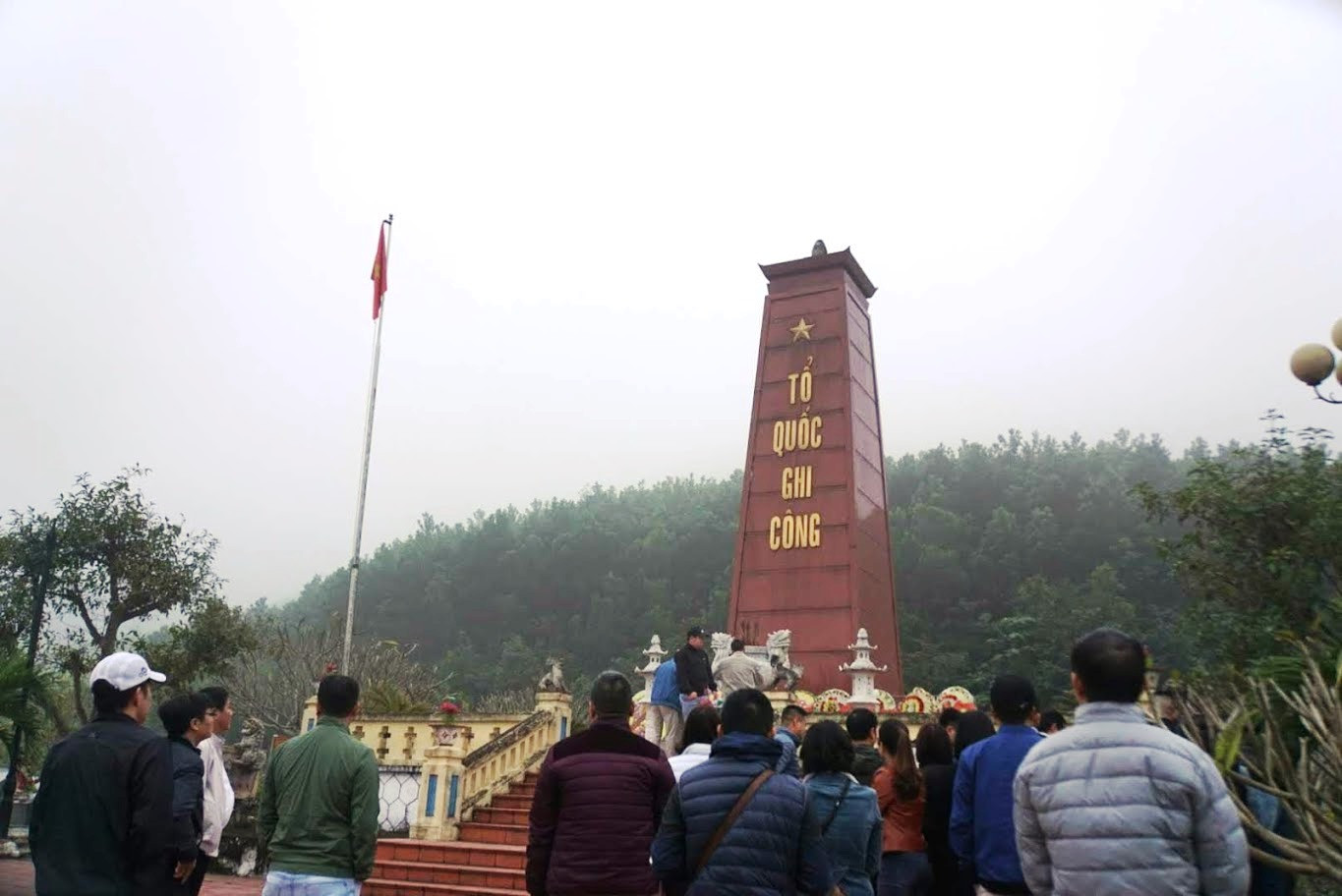 TNG Holdings Vietnam hành hương về nguồn dịp cuối năm ảnh 1