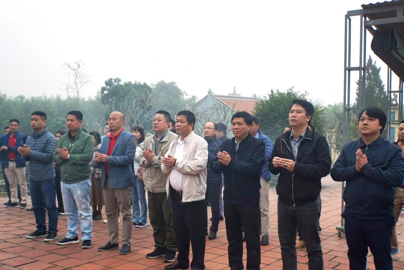 TNG Holdings Vietnam hành hương về nguồn dịp cuối năm ảnh 3