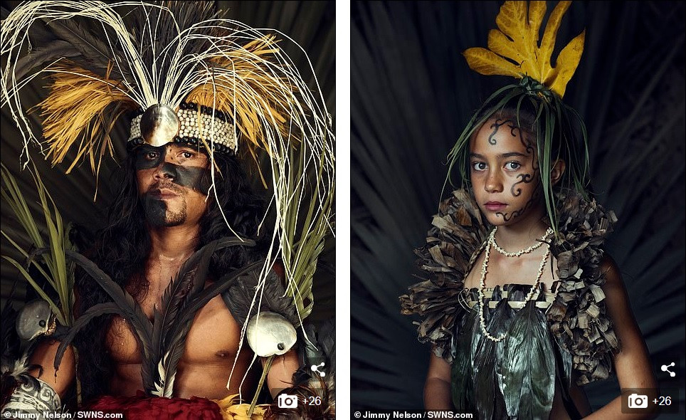 Bộ ảnh tuyệt đẹp về bộ lạc biệt lập nhất thế giới trên ‘Đảo giấu vàng’ ảnh 18