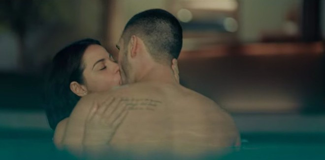 Những bộ phim gây tranh cãi năm 2020 vì 'bội thực' cảnh sex bạo liệt ảnh 4