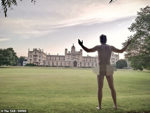 Cô gái khỏa thân dưới nắng hoàng hôn chiến thắng ‘Vòng 3 đẹp nhất 2020’ ảnh 7