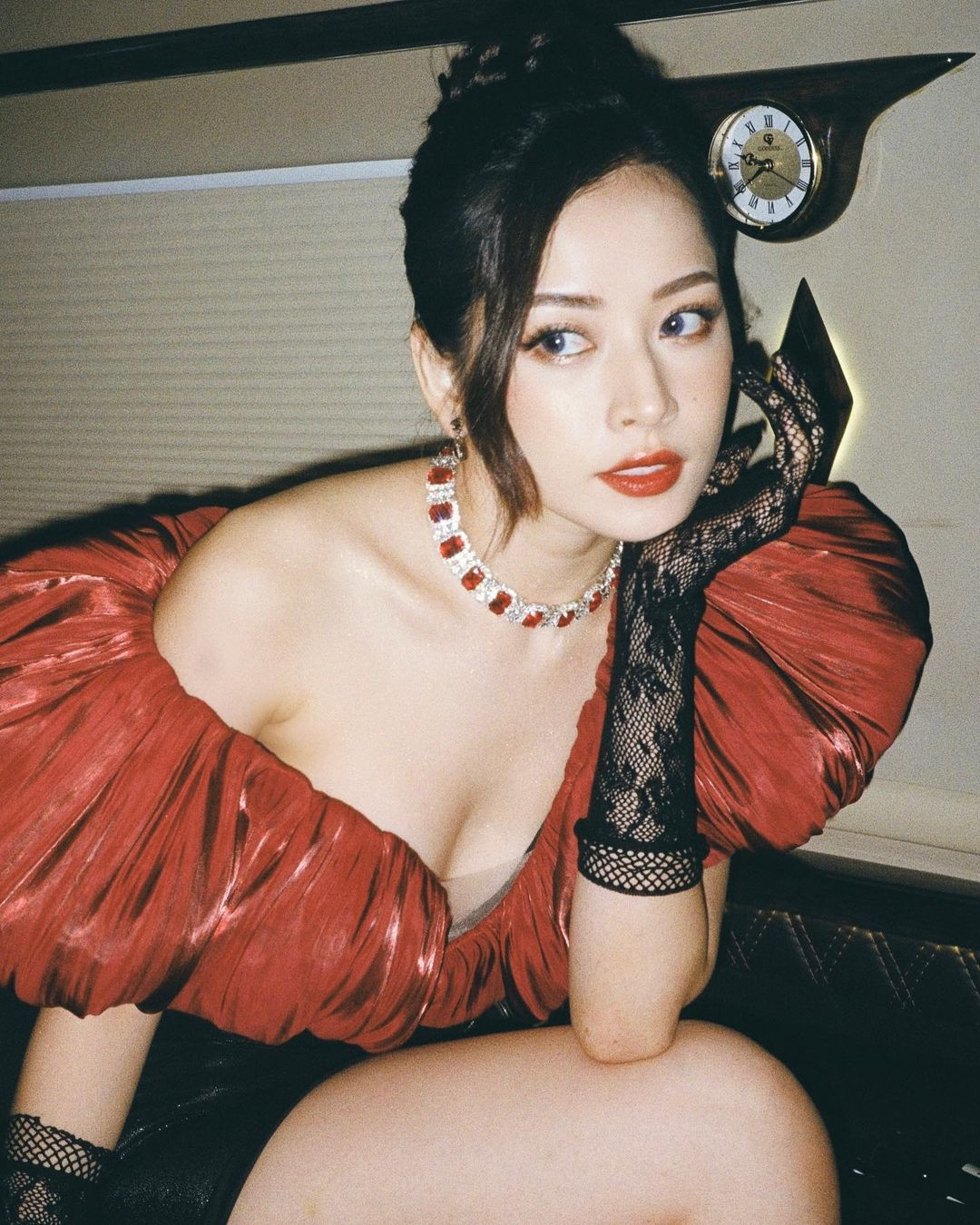 Trấn Thành, Chi Pu, Đông Nhi lọt top 100 sao châu Á ảnh hưởng nhất mạng xã hội ảnh 6