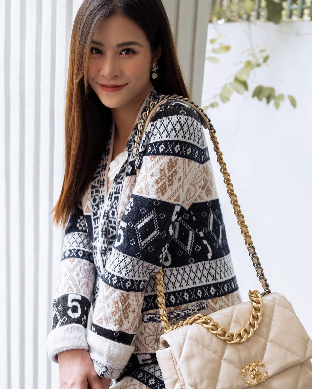 Trấn Thành, Chi Pu, Đông Nhi lọt top 100 sao châu Á ảnh hưởng nhất mạng xã hội ảnh 5