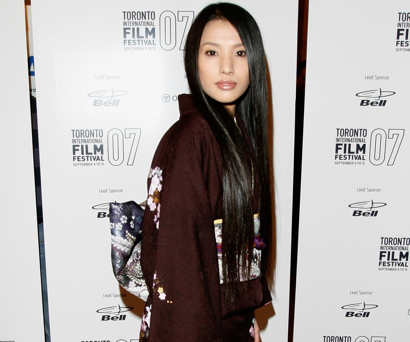 Vì sao 2020 là năm đen tối của showbiz Nhật Bản và Ấn Độ? ảnh 2