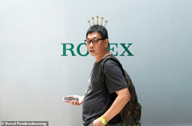 Nhiếp ảnh gia gây ‘bão’ mạng với những khoảnh khắc trùng hợp đến khó tin ảnh 6