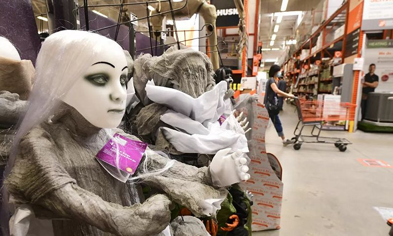 Không khí lễ hội Halloween toàn cầu: Hình nộm bí ngô cũng phải đeo khẩu trang! ảnh 6