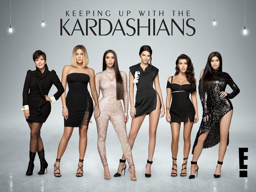 Forbes cho biết cô nàng 23 tuổi này cũng kiếm được tiền từ chương trình thực tế "Keeping Up With The Kardashians", nhưng con số này chỉ chiếm 1% trên tổng tài sản của cô. Ảnh: NBC “Tỷ phú bị tước danh hiệu” Kylie Jenner chiếm ngôi Người kiếm nhiều tiền nhiều nhất 2020 ảnh 2