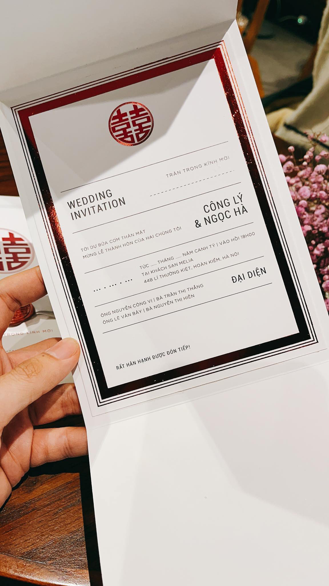 Hé lộ thiệp cưới giản dị đến bất ngờ của NSND Công Lý và bạn gái kém 15 tuổi ảnh 3