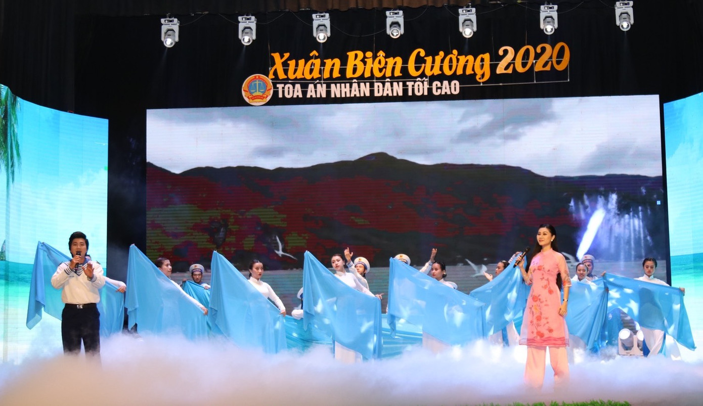 1,7 tỷ được trao tặng cho các chiến sỹ biên giới trong 'Xuân biên cương' ảnh 1