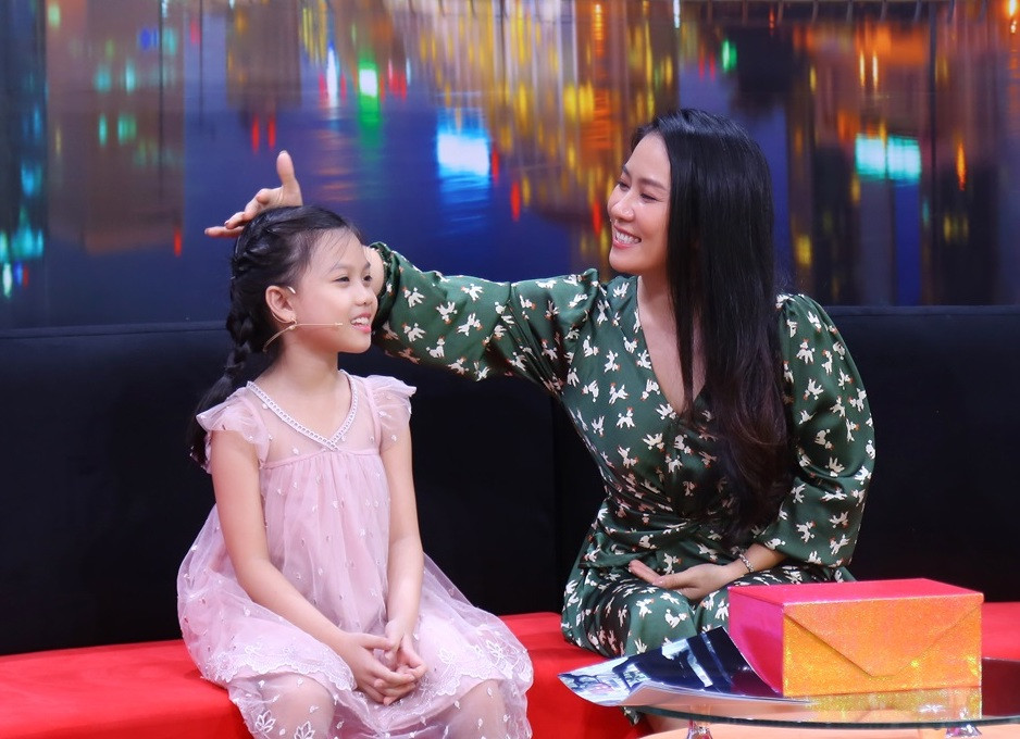 Giọng ca xứ Huế Vân Khánh bị tố chỉ mê phim, không quan tâm con cái ảnh 3