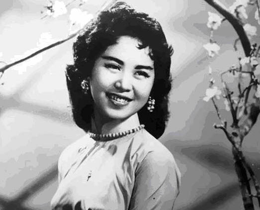 Chuyện tình vô vọng khiến trái tim Lam Phương 'rỉ máu', viết lên những nhạc phẩm bất hủ ảnh 1