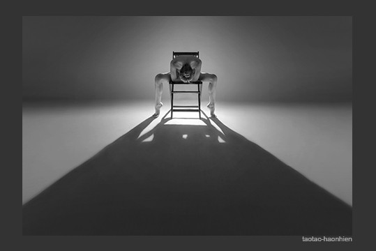 Nhiếp ảnh gia Hạo Nhiên tiếp tục bứt phá với bộ ảnh nude độc đáo ảnh 8