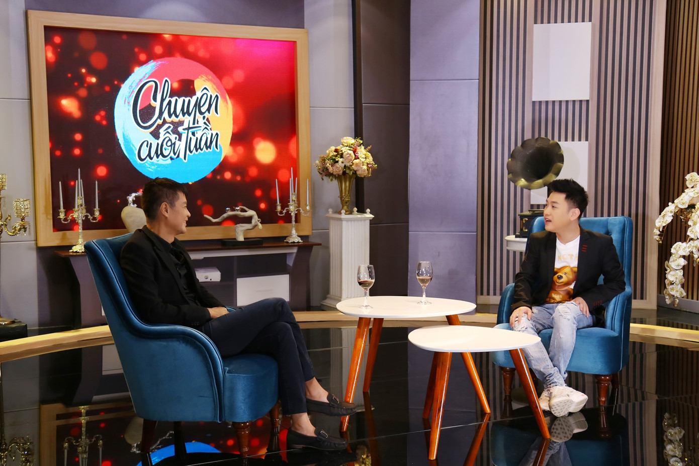 Đạo diễn Lê Hoàng: 'Tình yêu đồng giới mãnh liệt hơn trai gái bình thường' ảnh 2