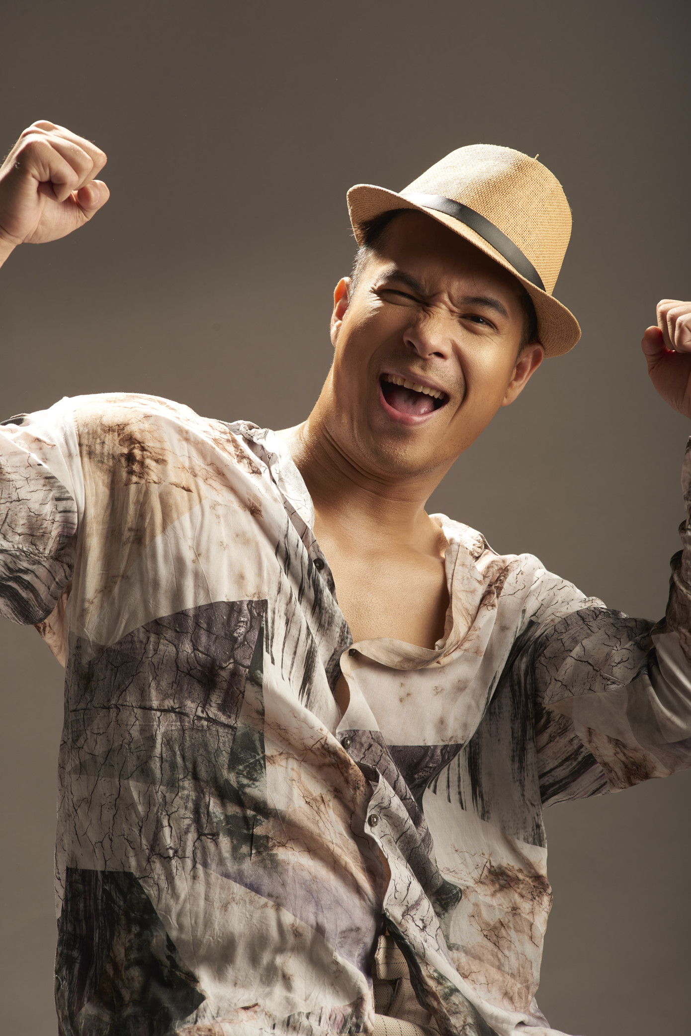 Trương Thế Vinh ra MV đậm chất Funky sau thời gian bị trầm cảm ảnh 1