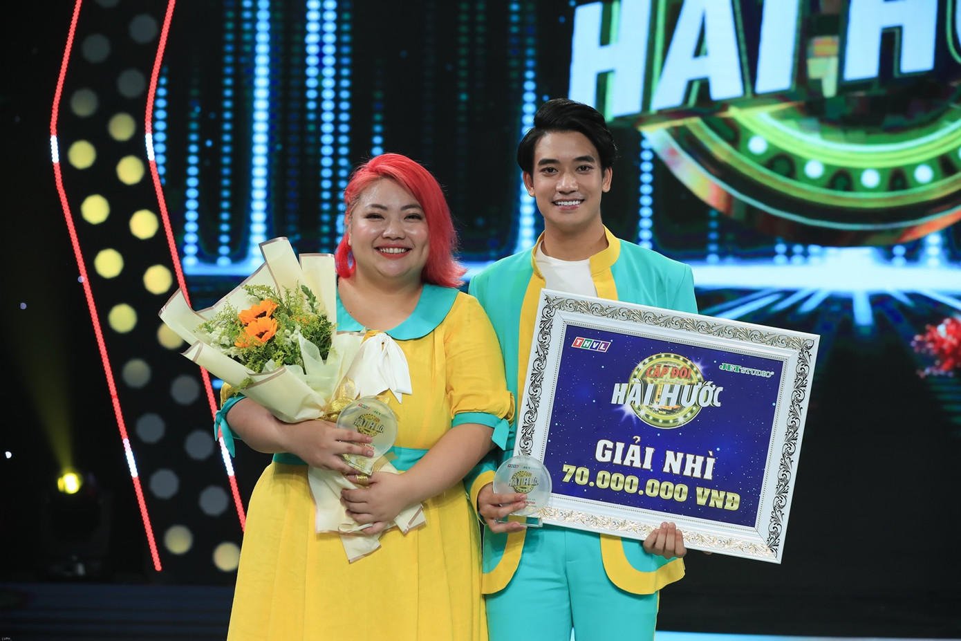 Suýt bị loại, 'cặp đôi hài hước' vươn lên giành 100 triệu đồng ảnh 3