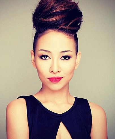 Cẩm Vân, Quang Linh và dàn nghệ sĩ hát không cát-xê gây quỹ ủng hộ đồng bào miền Trung ảnh 2