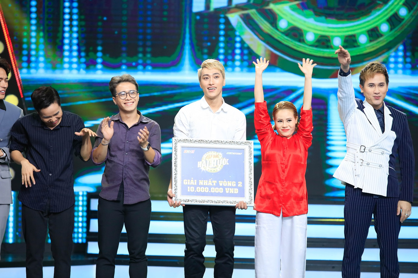 Danh hài Việt Hương đã từng ao ước được cưới ca sỹ Nguyên Vũ ảnh 3