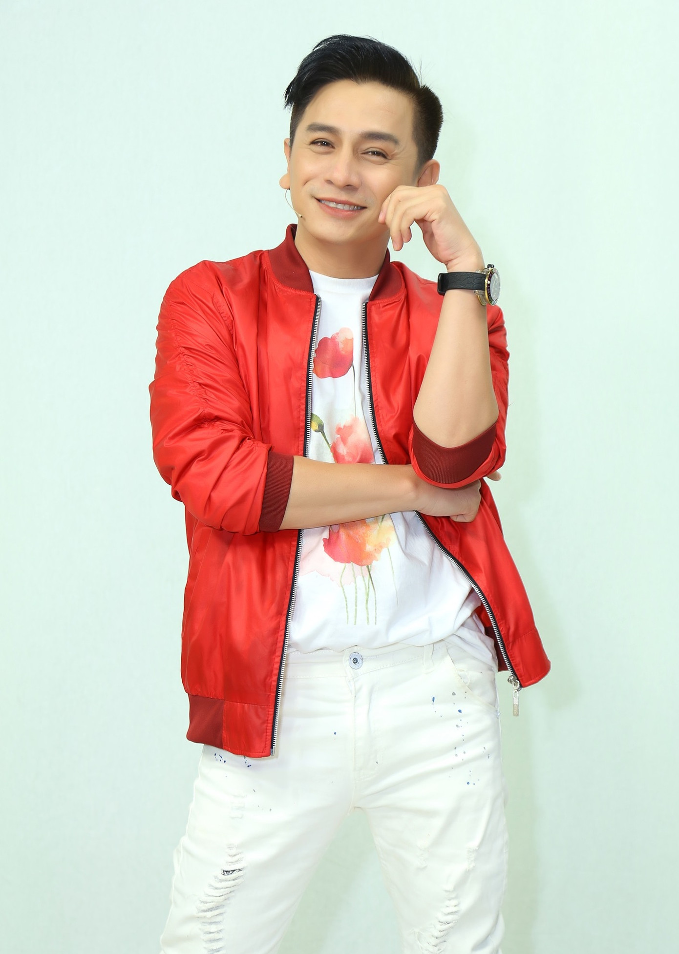 Diễn viên Đình Toàn: 'Đàn ông tử tế không bao giờ khoe chiến tích trên tình trường' ảnh 1