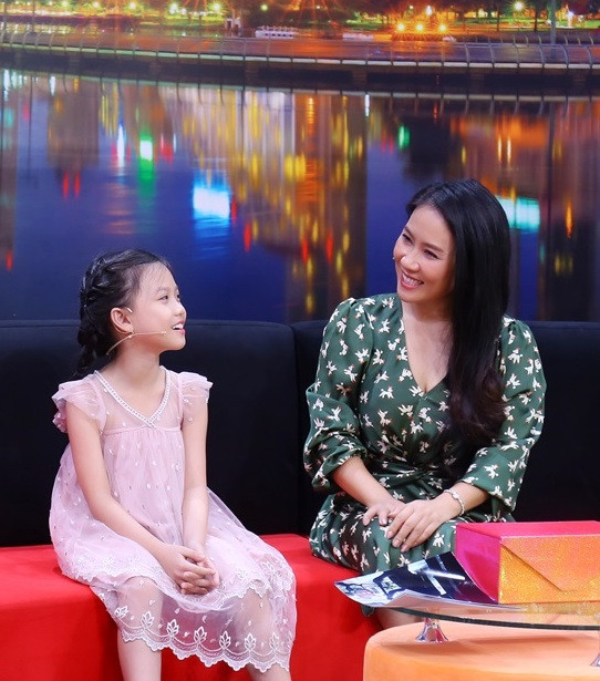 Giọng ca xứ Huế Vân Khánh bị tố chỉ mê phim, không quan tâm con cái ảnh 2