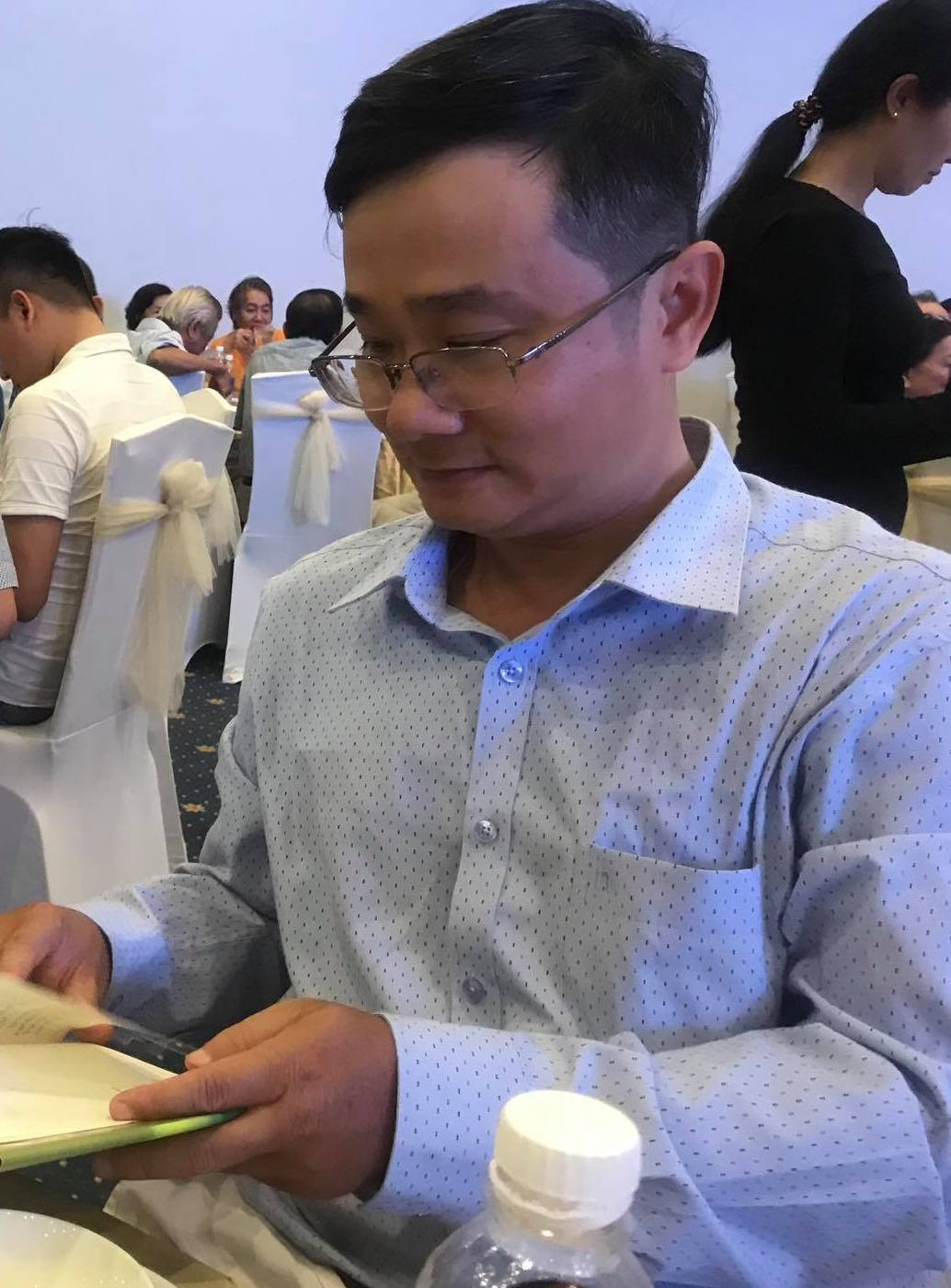 Món quà nhỏ đầy ý nghĩa của 2 nhà thơ tặng người thầy đã mất ảnh 2